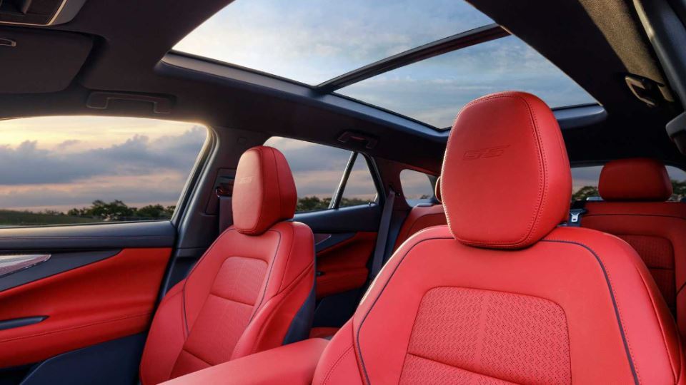 کراس‌اور برقی شورولت بلیزر EV