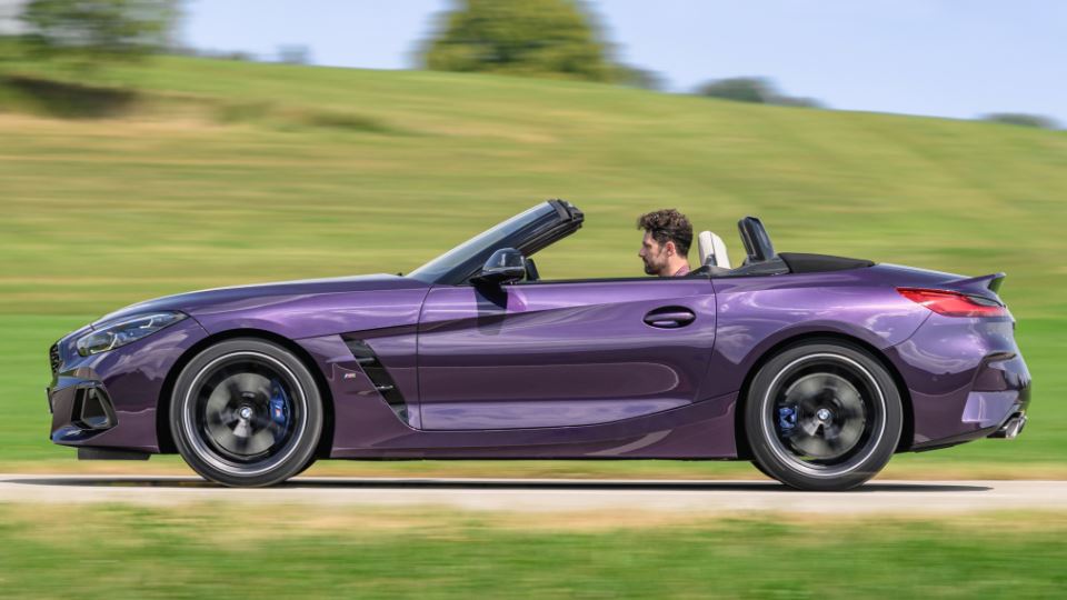 ب ام و Z4 مدل 2023