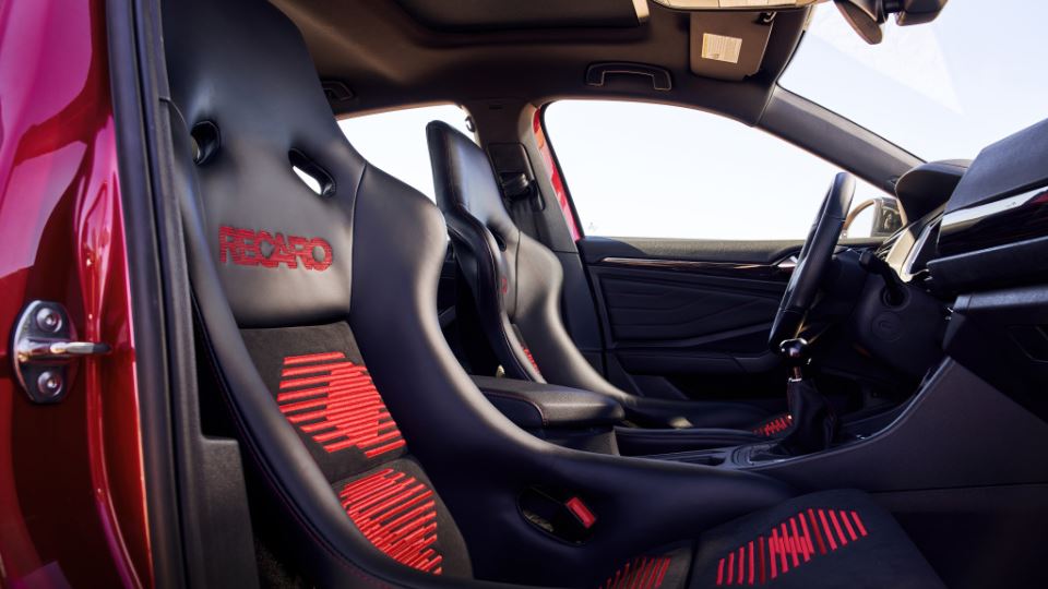 فولکس واگن جتا GLI پرفورمنس