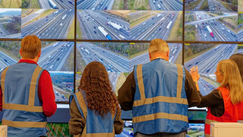 آزمایش نیسان کروز کنترل هوشمند 