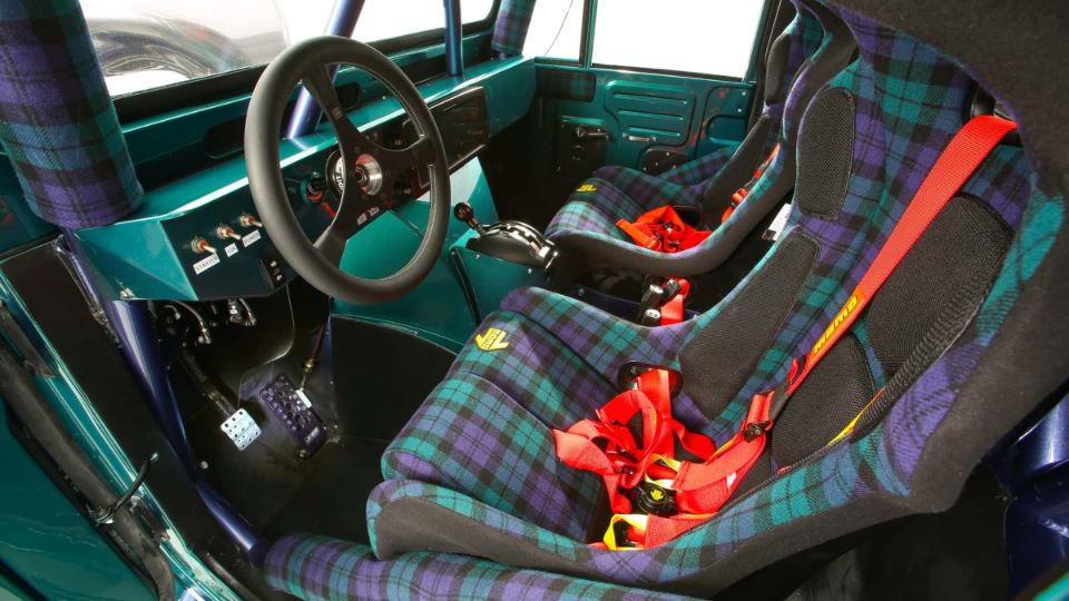 تویوتا اف جی بروزر FJ Bruiser