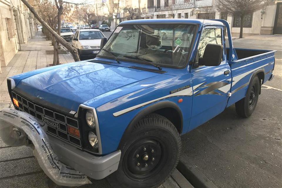 عکس وانت نیسان آپشنال زامیاد