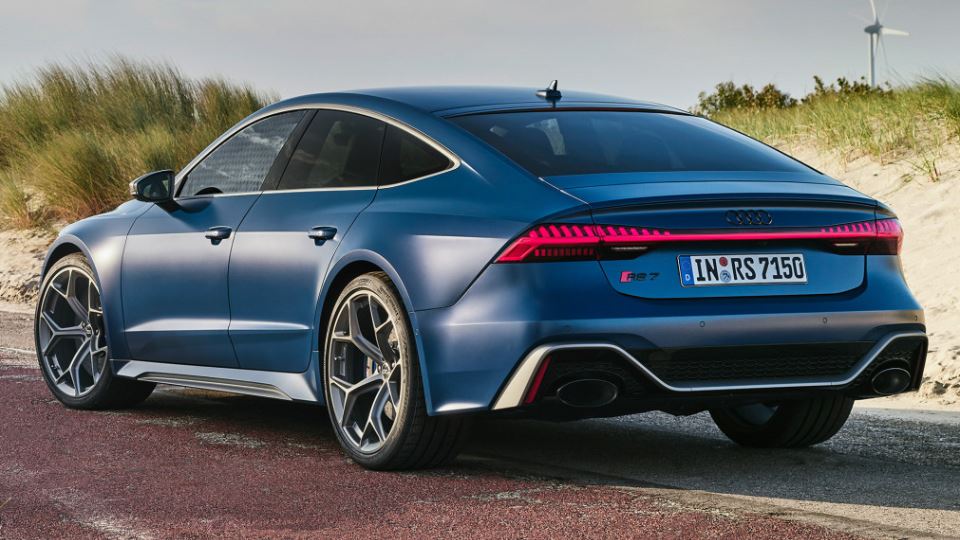 آئودیRS7 اسپرت‌بک پرفورمنس