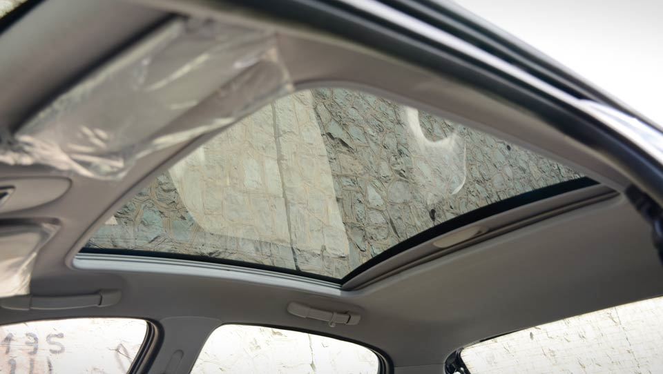 نمای کابین پژو 207i پانوراما 