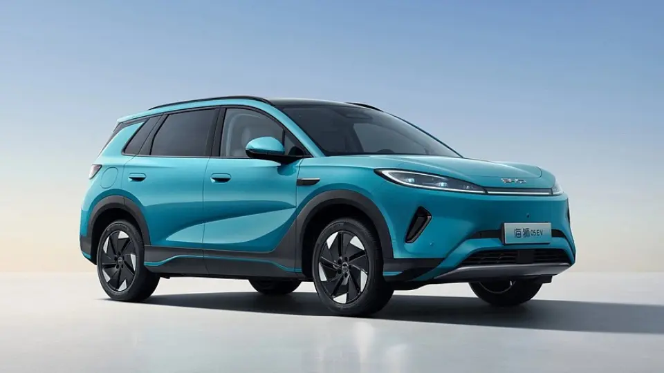 بي واي دي سي لاين 05