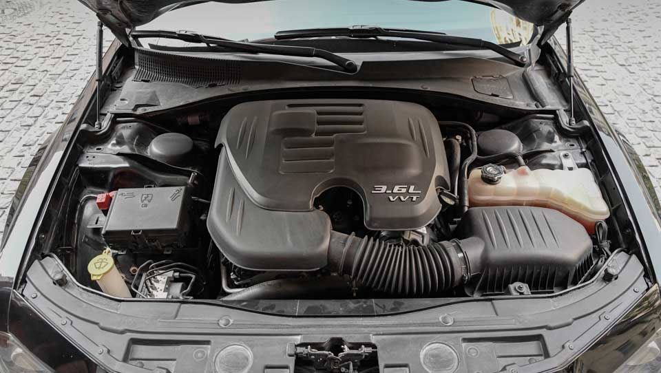 پیشرانه کرایسلر 300S