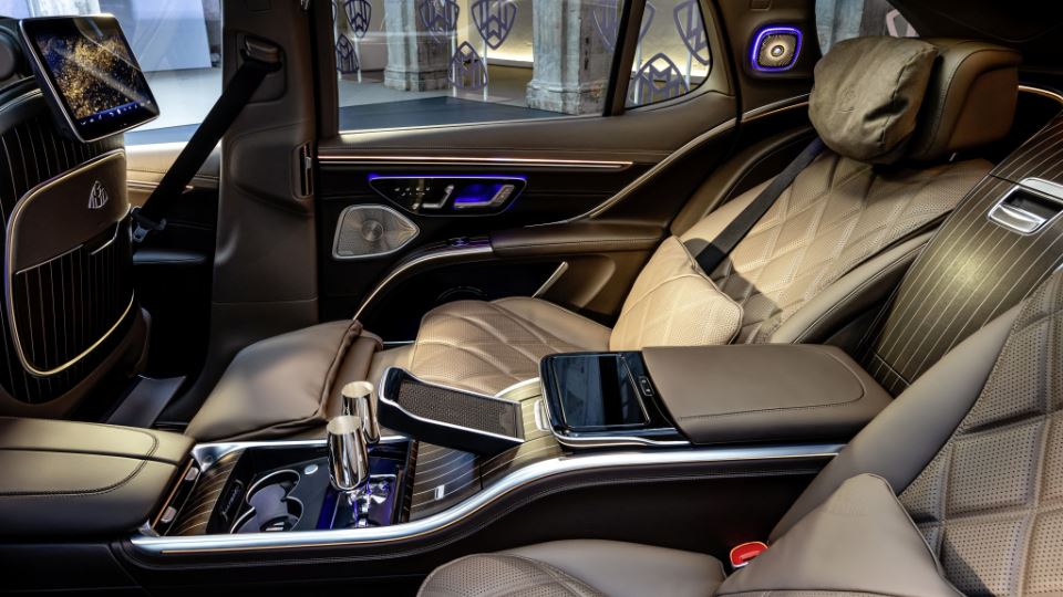 مرسدس می‌باخ EQS SUV