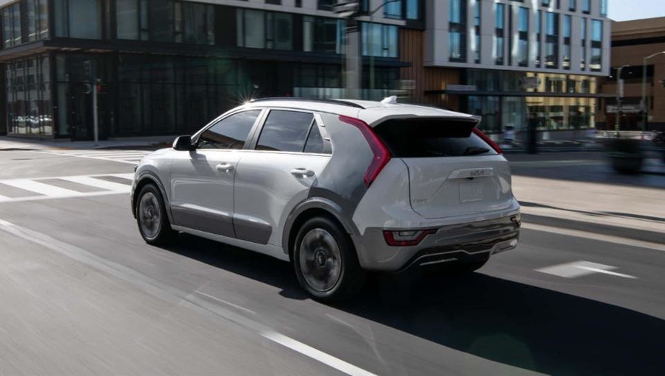 نسخه الکتریکی کیا نیرو ۲۰۲۴