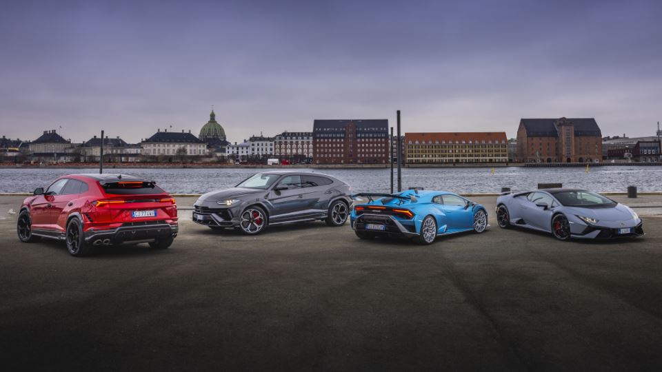 آمار فروش لامبورگینی 2022