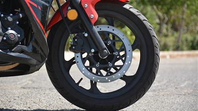 بررسی موتورسیکلت مگلی 200R SE