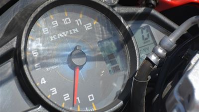 بررسی موتورسیکلت مگلی 200R SE