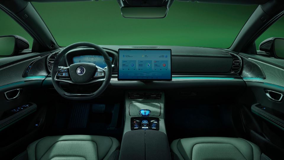 2023  بی‌وای‌دی هان EV