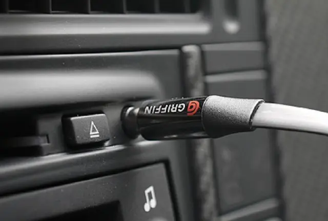 معرفی بهترین کابل AUX خودرو