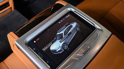 کنترلر سرنشینان ردیف عقب بامو 730li مدل 2020