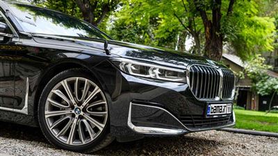 جلوپنجره های بامو 730li مدل 2020