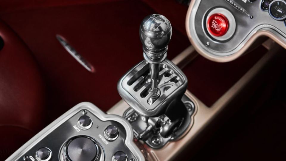 پیشرانه Pagani Utopia سوپر اسپرت پاگانی یوتوپیا