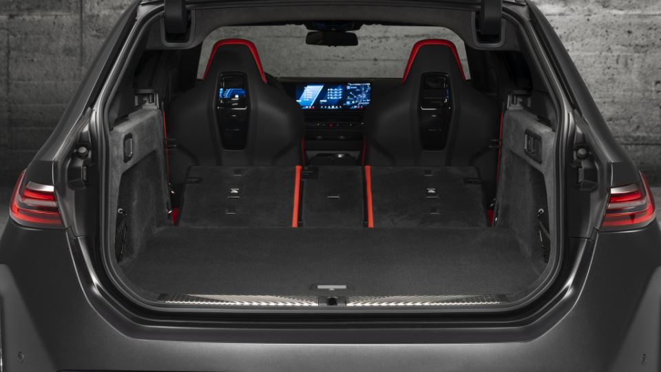 2024 ب‌ام‌و M5 تورینگ