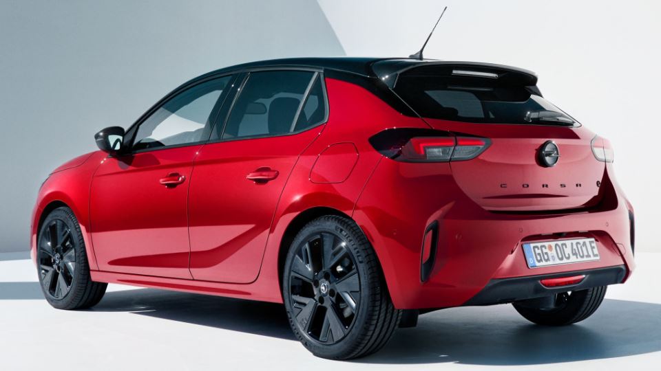 اوپل کورسا نسخه 40 سالگی