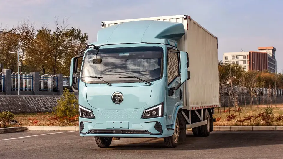 کاميونت i9 برقي ويرا ديزل