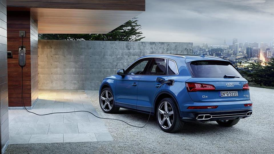 ویرایش پلاگین هیبرید آئودی Q5