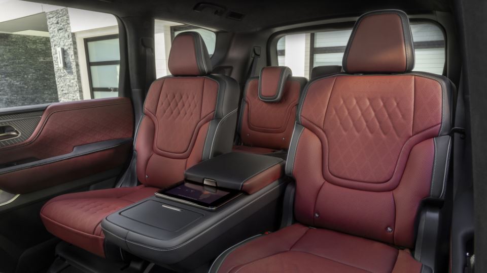 2025 اینفینیتی QX80