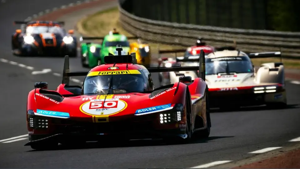 فراري قهرمان مسابقات لمان 2023