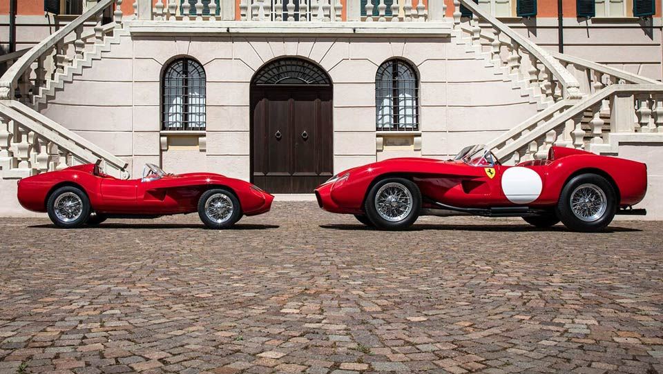 فراری 250 تستاروسا مخصوص کودکان در کنار نسخه واقعی