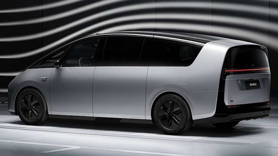 لی اتو مگا LI AUTO MEGE