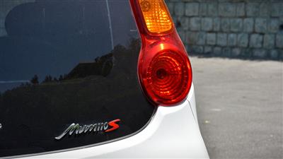 طراح چراغ‌های ام وی ام 110S