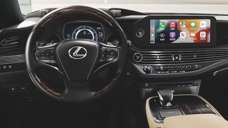 لکسوس LS مدل 2023