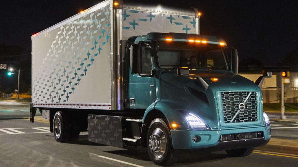 کامیون‌های برقی ولوو VNR