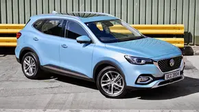 ام‌جی HS پلاگین هیبرید برای انگلیسی‌ها