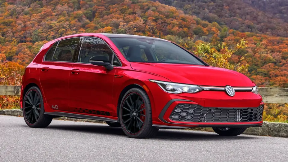 فولکس واگن گلف GTI نسخه 40 سالگي