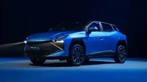 معرفی اومودا C4، برادر کوچکتر فونیکس FX منبع سایت باما