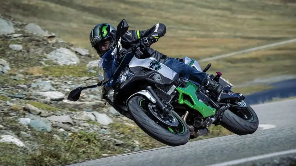 کاوازاکي نينجا 7 هيبريد