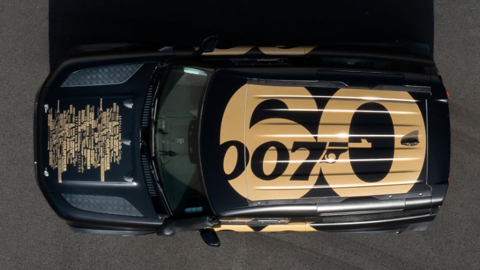 لندرور دیفندر Rally Special