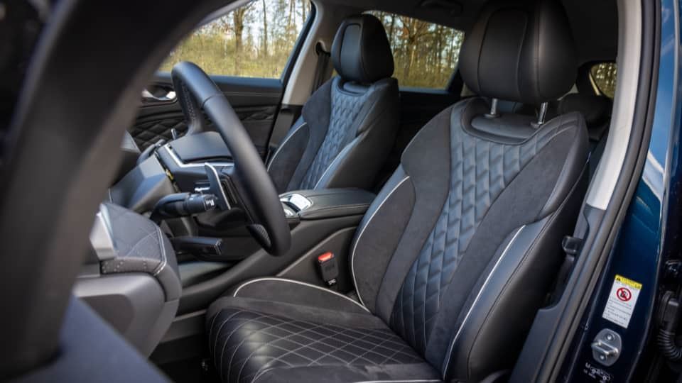 گریت وال WEY 03