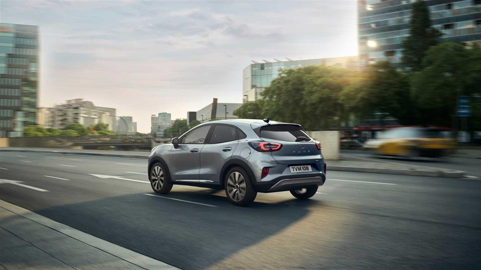 فورد پوما تیپ تیتانیوم ایکس