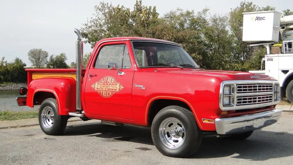 داج Lil' Red اکسپرس 1978