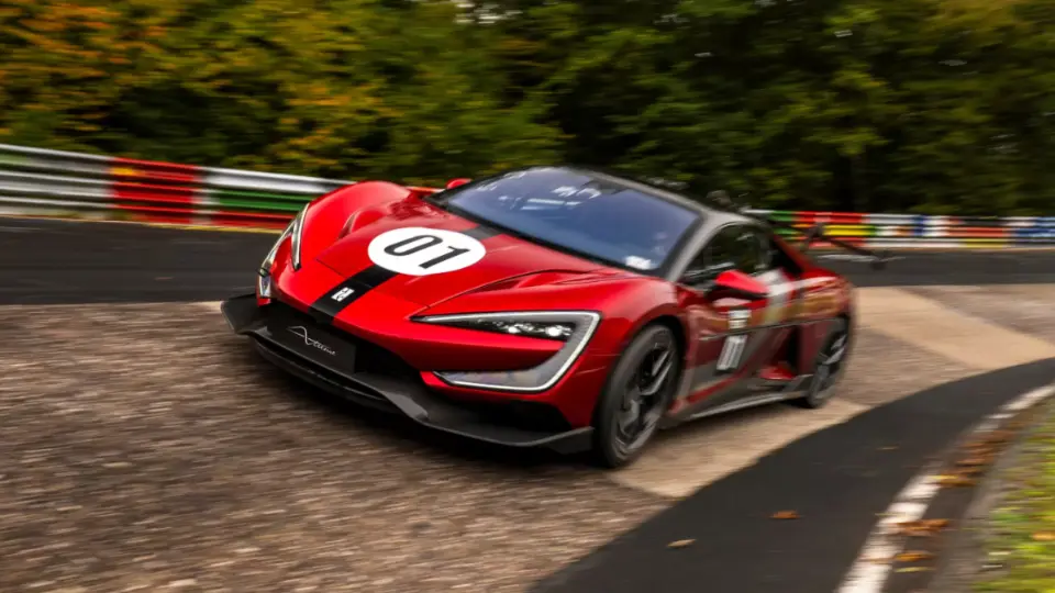 رکوردشکني يانگ وانگ U9 اکستريم در نوربورگ رينگ