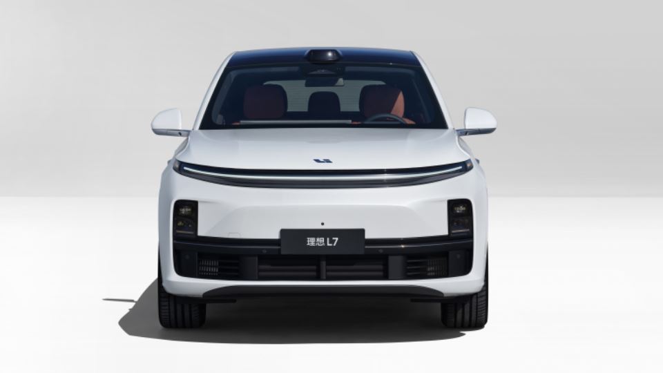 شاسی بلند برقی Li Auto L7