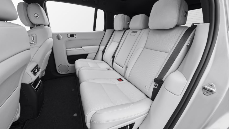 شاسی بلند برقی Li Auto L7