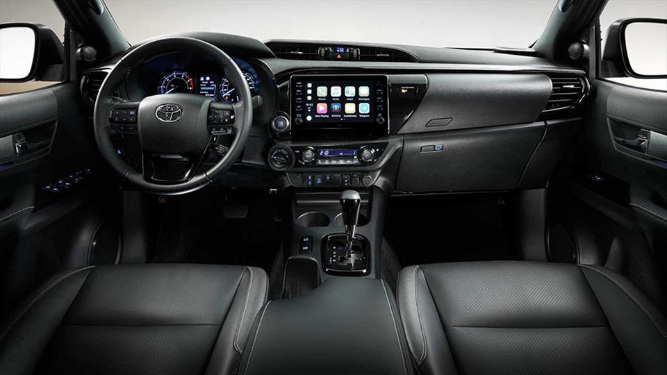 کابین تویوتا هایلوکس مدل 2021