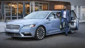 رونمایی از لینکلن کانتیننتال نسخه Coach Door