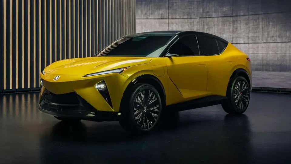 بازگشت آکورا RSX