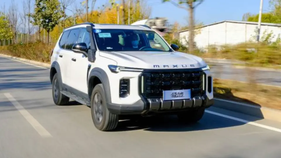 مکسوس تريتوري شاسيبلند آفرود ديزلي