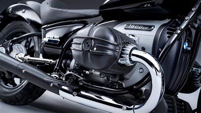 پیشرانه موتورسیکلت بامو R18