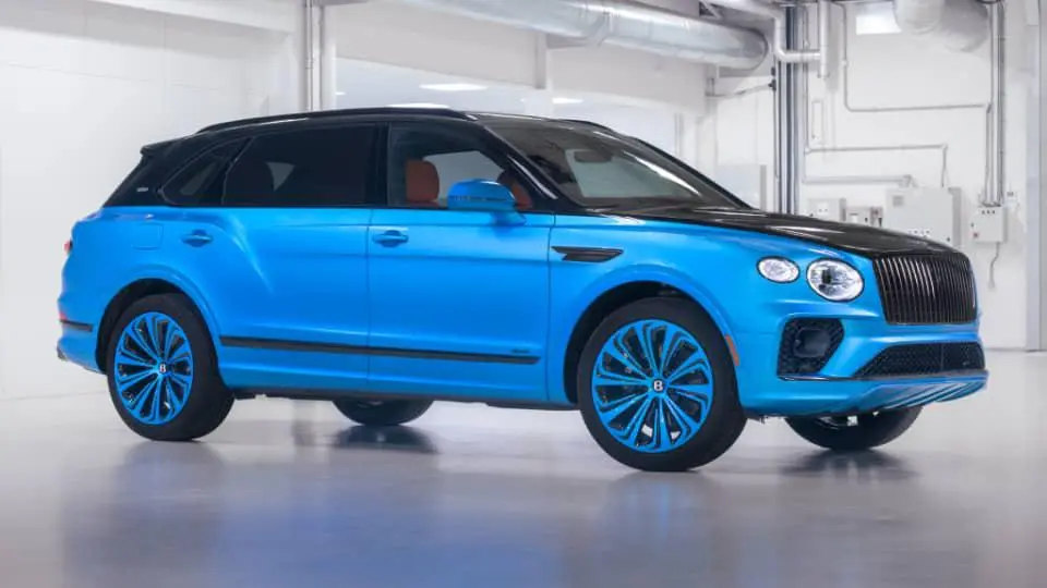 اولين بنتلي بنتايگا بدنه دو رنگ