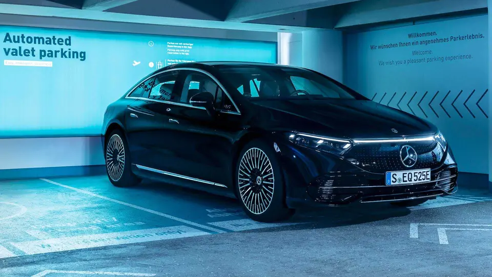 پارکينگ مخصوص مرسدس بنز مخصوص خودرانها