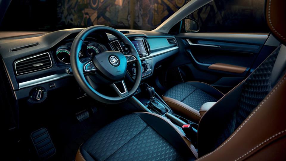 کابین اشکودا کامیک GT 